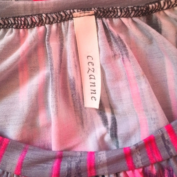 Cezanne Ladies Gray & Pink Geometric Tunic Blouse (Size Large) - Picture 6 of 6